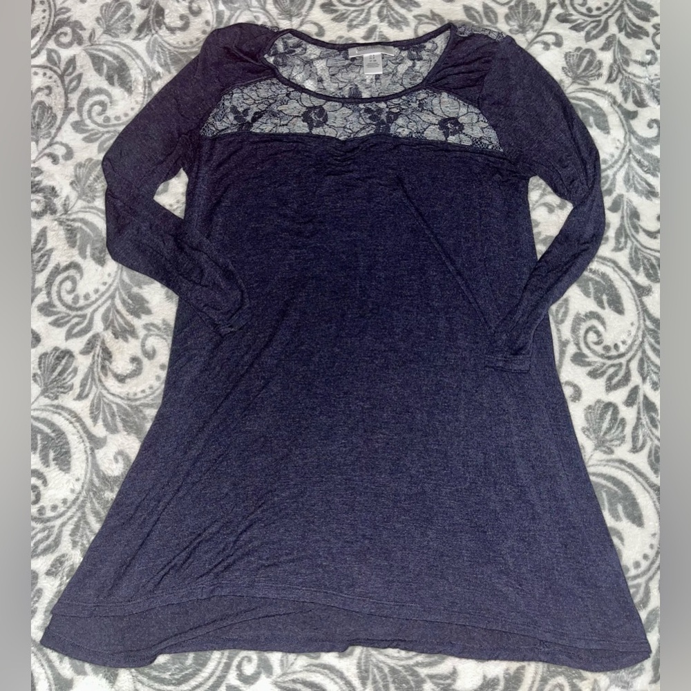Motherhood Maternity Long Sleeve Shirt Size small Navy with Lace Design
